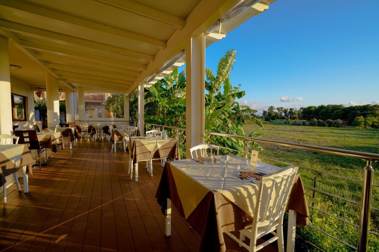 Hotel Residence Le Playe Santa Domenica  Exterior photo
