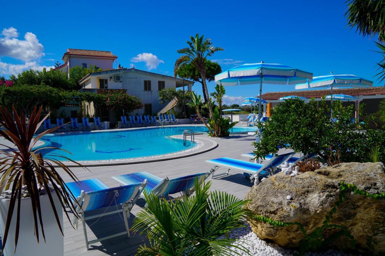 Hotel Residence Le Playe Santa Domenica  Exterior photo