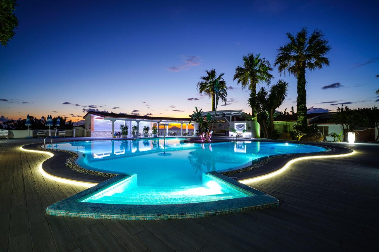Hotel Residence Le Playe Santa Domenica  Exterior photo