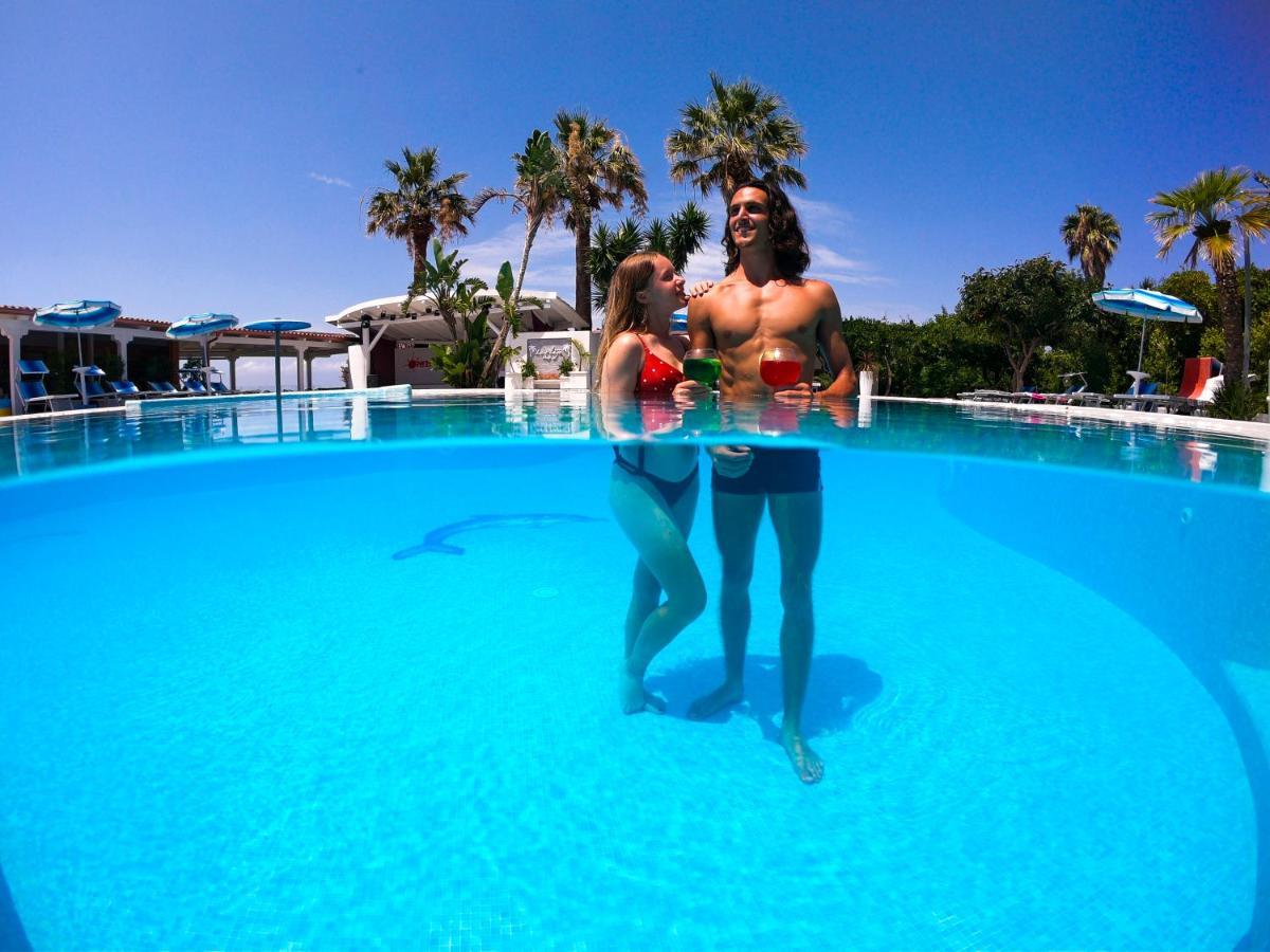 Hotel Residence Le Playe Santa Domenica  Exterior photo
